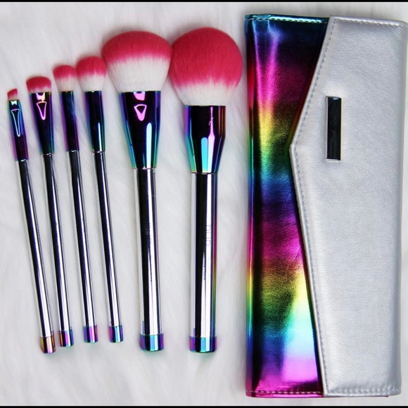 Pur Minerals Other - NEW Pür Cosmetics Vegan My Little Pony Brush Set
